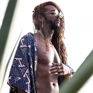 Meet your Posher, Moses